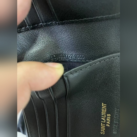 Saint Laurent Black Crocodile Embossed Wallet - Picture 15 of 16